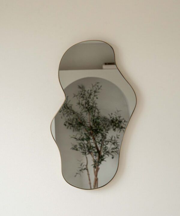 Indore Home - Spiegel - organische vorm - asymmetrisch - wandspiegel - 60cm - goud