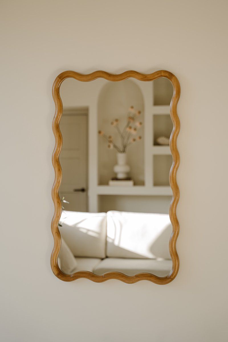 Indore Home - Spiegel Flow - golfrand - asymmetrisch - wandspiegel - 90 cm - Hout