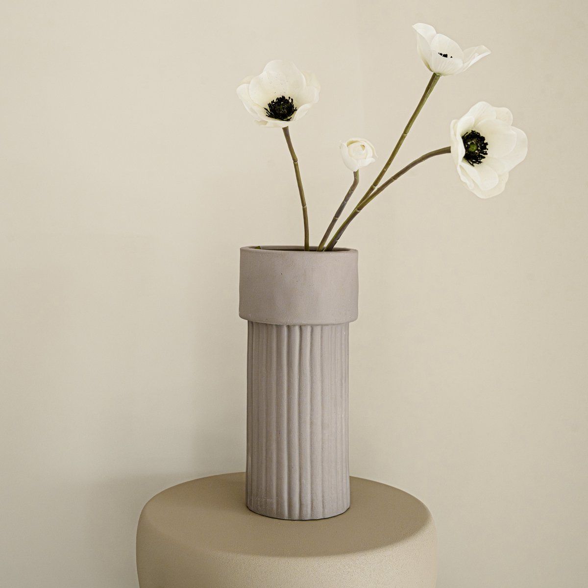 Indore Home - Vaas Mary - Bloemenvaas - Woonkamer decoratie - Vaas Bruin