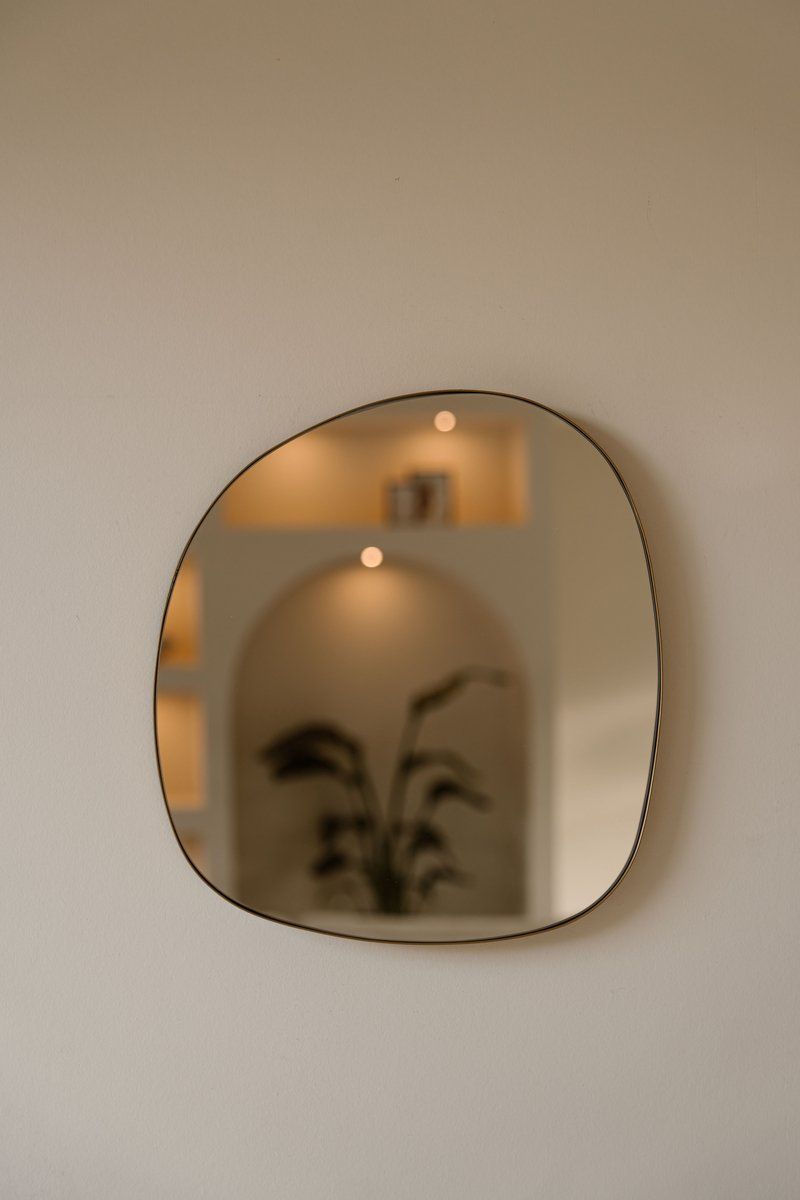 Indore Home - Spiegel - organische vorm - asymmetrisch - wandspiegel - 40cm - goud