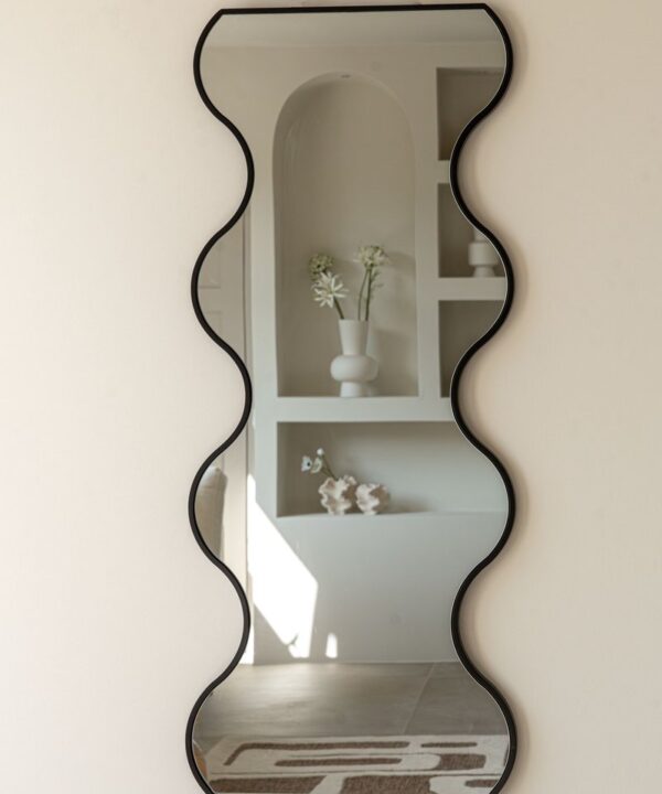 Indore Home - Spiegel - organische vorm - golfrand - wandspiegel - 120cm - zwart