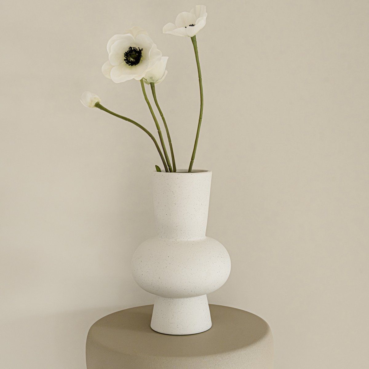 Indore Home - Vaas Ann - Medium - Bloemenvazen - Woonkamer decoratie - Wit - 21cm - Bol Vaas
